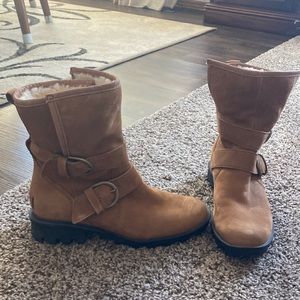 Brown Sorel boots size 7